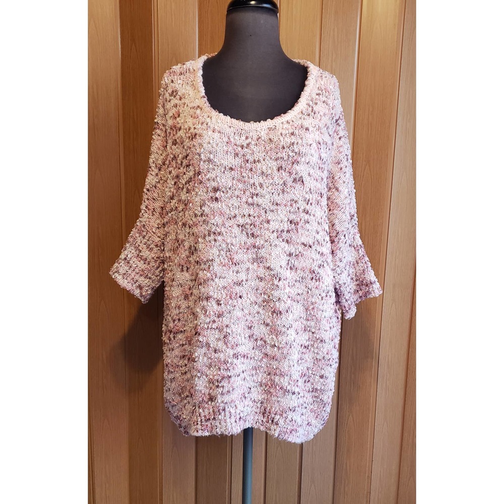 Coverstiched size medium pink crochet top